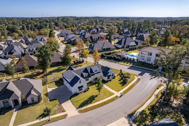 7580 Northlake Drive, Tyler, TX 75703