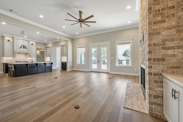 7580 Northlake Drive, Tyler, TX 75703