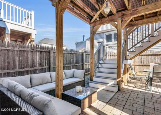 61 Barberie Avenue, Highlands, NJ 07732