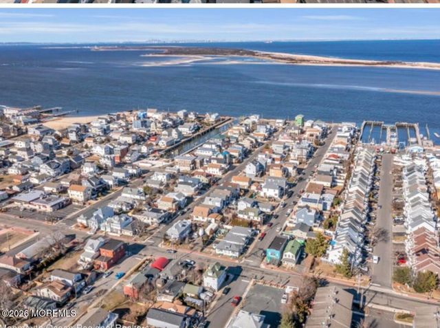 61 Barberie Avenue, Highlands, NJ 07732