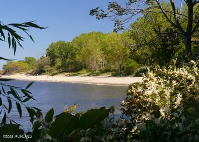 61 Barberie Avenue, Highlands, NJ 07732