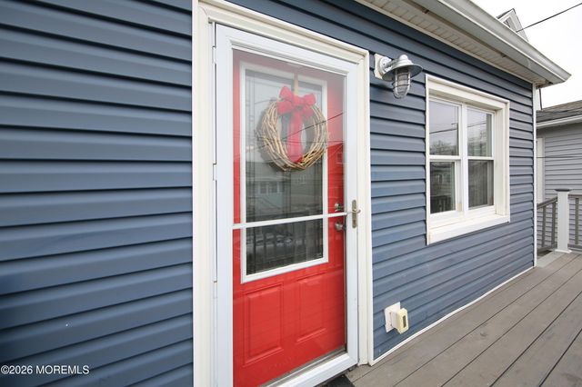 61 Barberie Avenue, Highlands, NJ 07732