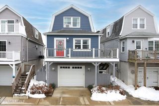 61 Barberie Avenue, Highlands, NJ 07732