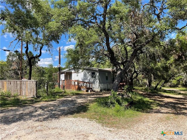 629 Buck Trail, Canyon Lake, TX 78133