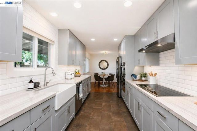 3360 Doyle Rd, Oakley, CA 94561