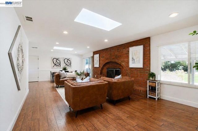 3360 Doyle Rd, Oakley, CA 94561