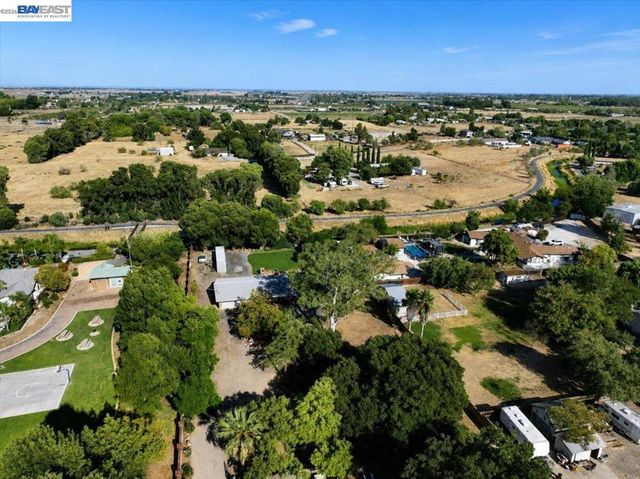 3360 Doyle Rd, Oakley, CA 94561