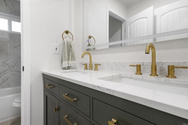 4350 Point Reyes Ct, Carlsbad, CA 92010