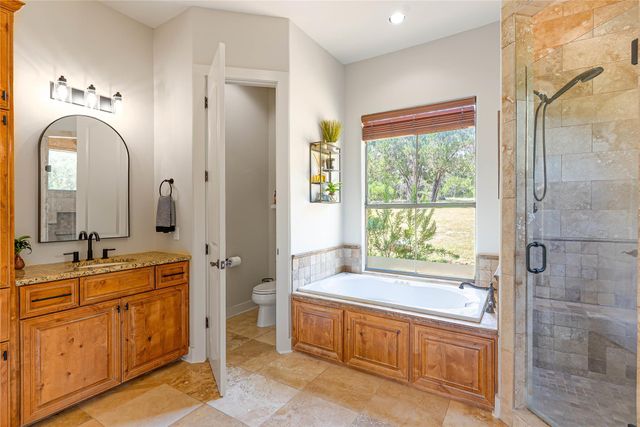 18202 W Reed Parks RD, Jonestown, TX 78645
