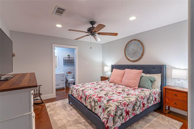 18202 W Reed Parks RD, Jonestown, TX 78645