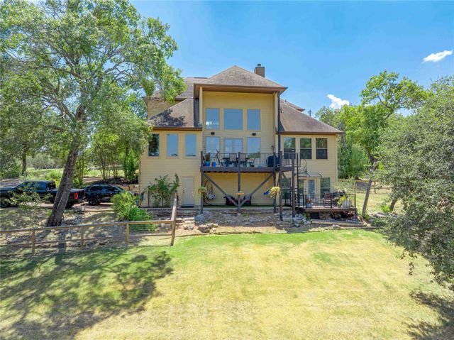 18202 W Reed Parks RD, Jonestown, TX 78645
