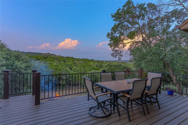 18202 W Reed Parks RD, Jonestown, TX 78645