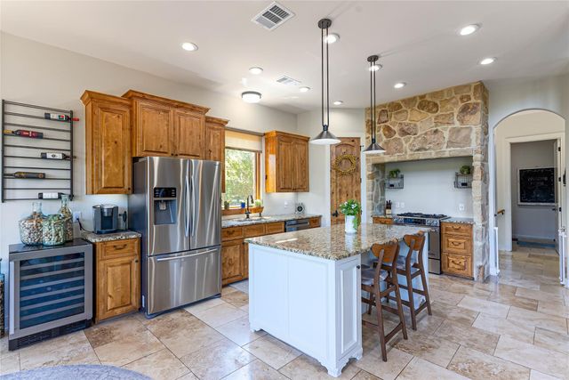 18202 W Reed Parks RD, Jonestown, TX 78645