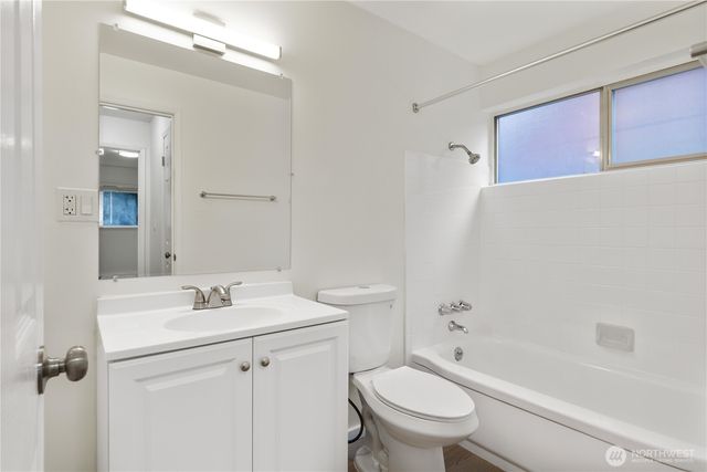 2614 Rucker Avenue, Everett, WA 98201