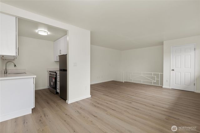 2614 Rucker Avenue, Everett, WA 98201