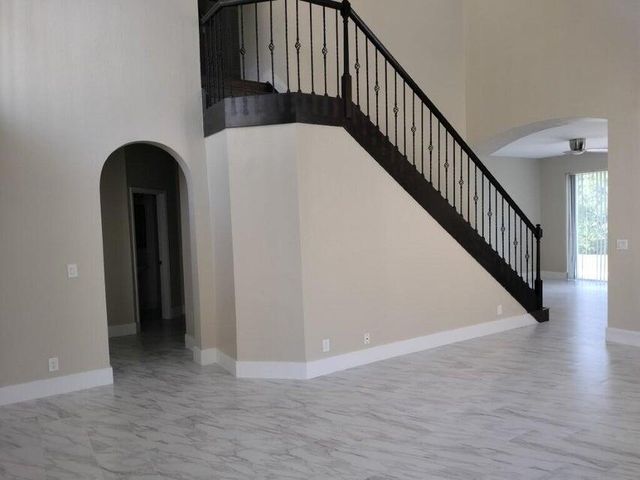 5671 Sunberry Circle, Fort Pierce, FL 34951