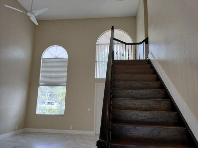 5671 Sunberry Circle, Fort Pierce, FL 34951