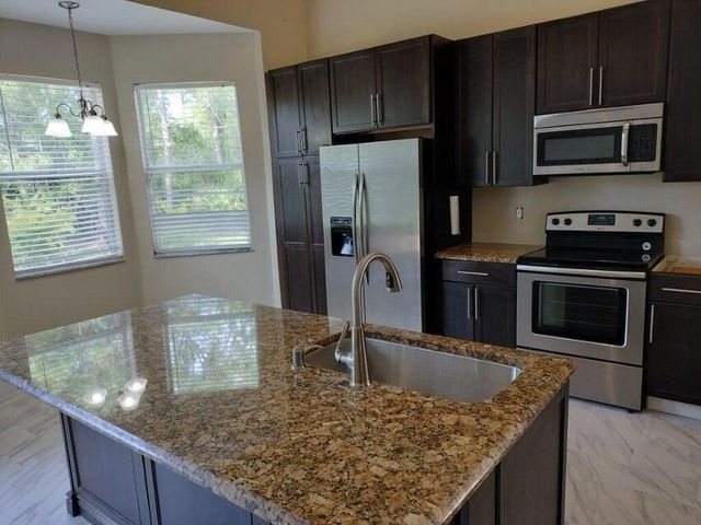 5671 Sunberry Circle, Fort Pierce, FL 34951