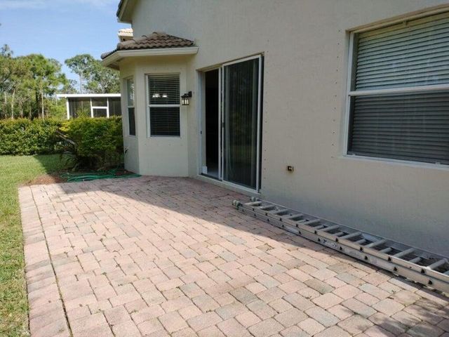 5671 Sunberry Circle, Fort Pierce, FL 34951