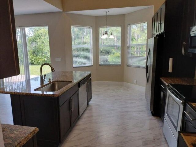 5671 Sunberry Circle, Fort Pierce, FL 34951