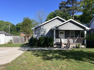161 Park Cir # B, Old Hickory, TN 37138