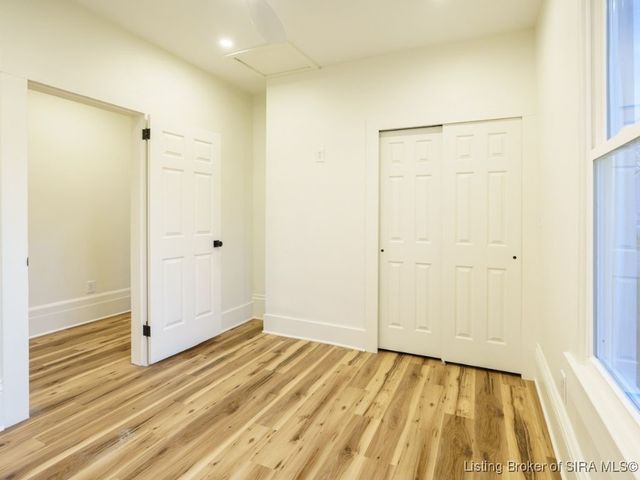 1525 E Oak Street, New Albany, IN 47150