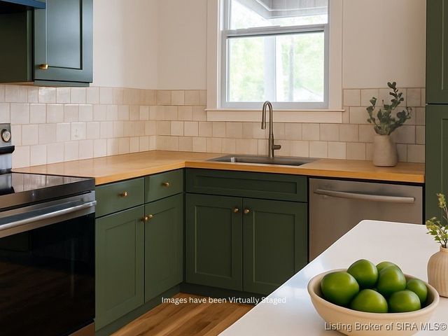 1525 E Oak Street, New Albany, IN 47150