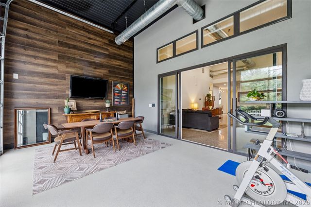 1433 E 38th Street, Tulsa, OK 74105