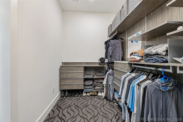 1433 E 38th Street, Tulsa, OK 74105