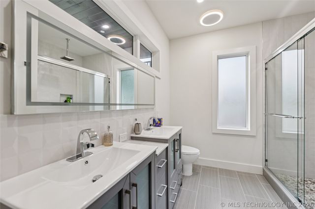 1433 E 38th Street, Tulsa, OK 74105