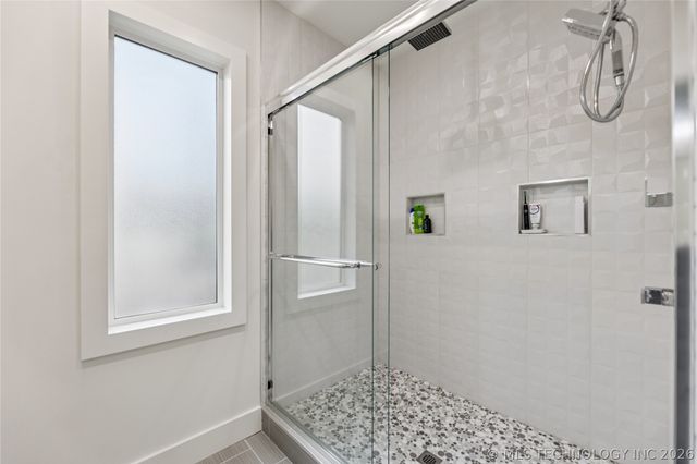 1433 E 38th Street, Tulsa, OK 74105