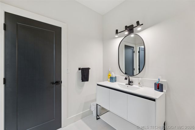 1433 E 38th Street, Tulsa, OK 74105