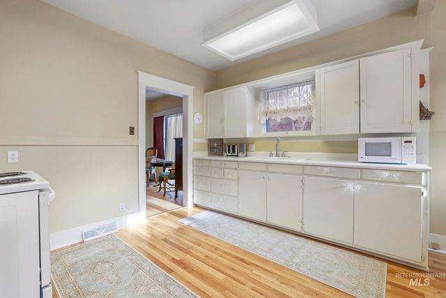 150 10th Avenue East, Twin Falls, ID 83301