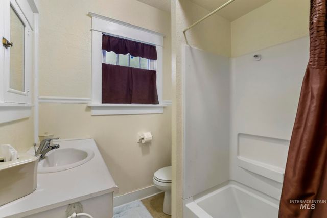 150 10th Avenue East, Twin Falls, ID 83301