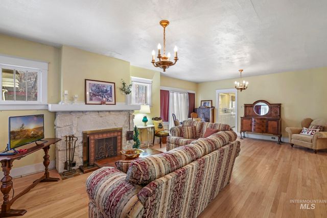 150 10th Avenue East, Twin Falls, ID 83301