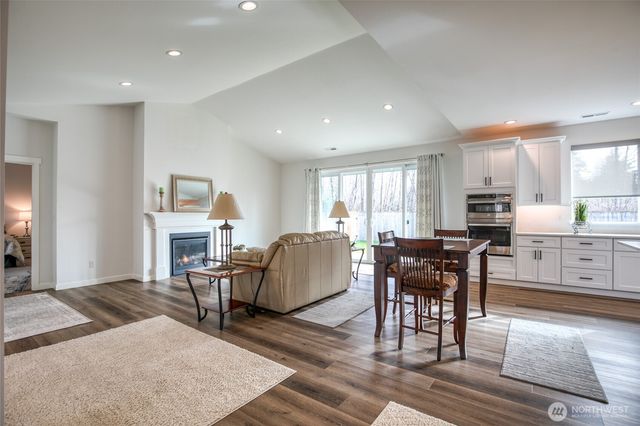 28 Roup Road, Montesano, WA 98563