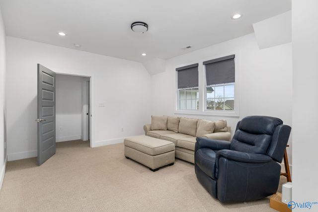 4712 Slalom Run, Owens Cross Roads, AL 35763