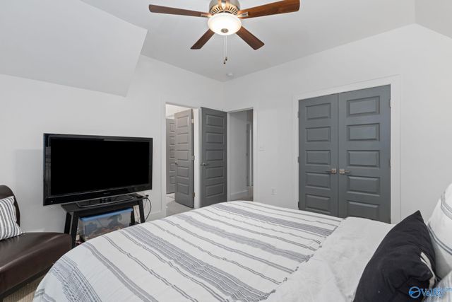 4712 Slalom Run, Owens Cross Roads, AL 35763