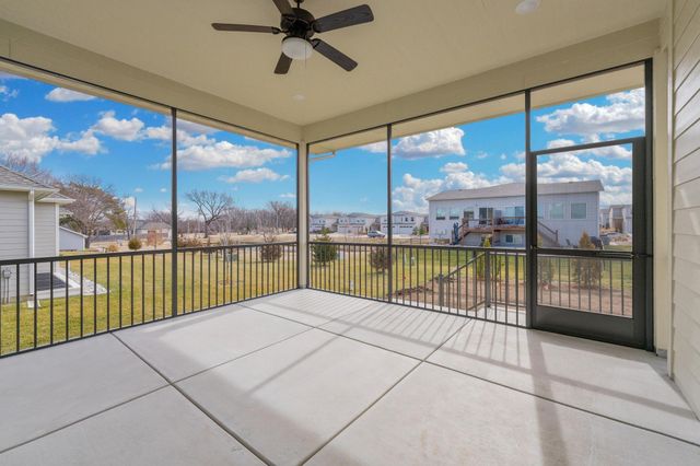 345 N Jackson Heights Ct, Wichita, KS 67206