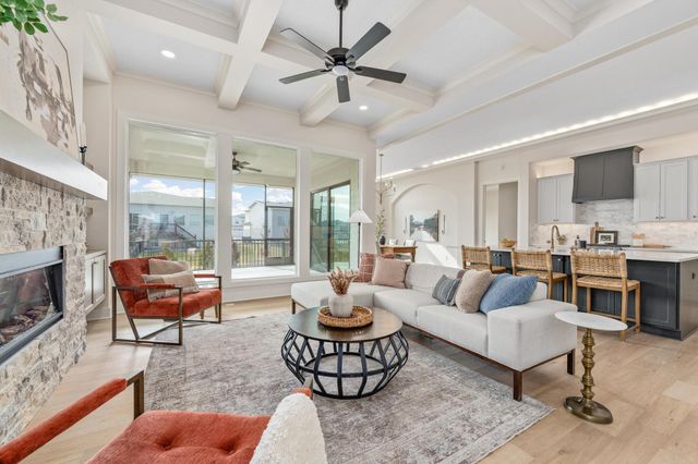 345 N Jackson Heights Ct, Wichita, KS 67206