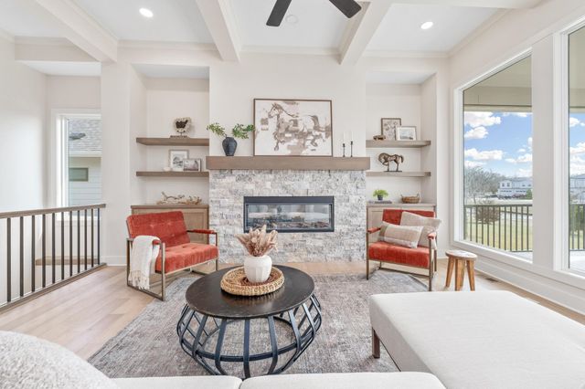 345 N Jackson Heights Ct, Wichita, KS 67206