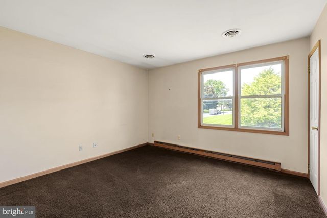 221 W HAMILTON AVE, Myerstown, PA 17067