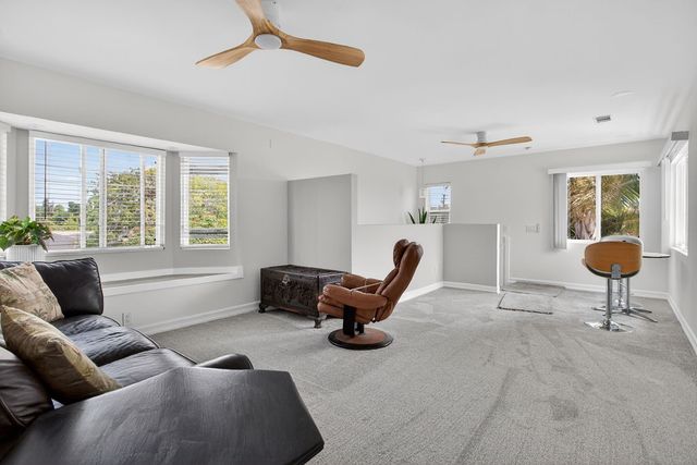 1010 W 19th, Costa Mesa, CA 92627