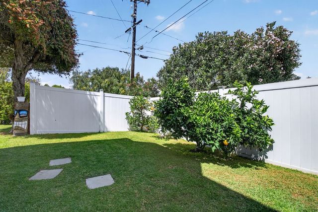 1010 W 19th, Costa Mesa, CA 92627