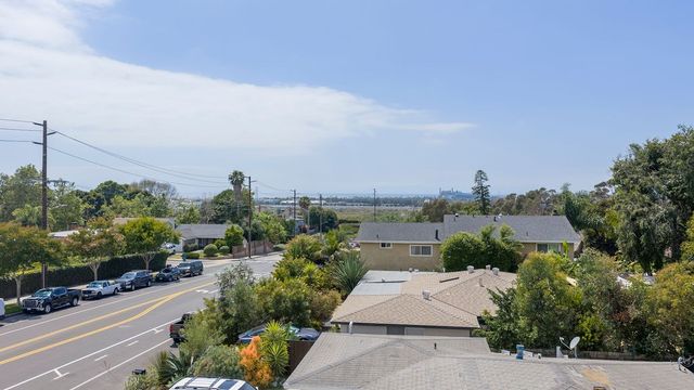1010 W 19th, Costa Mesa, CA 92627