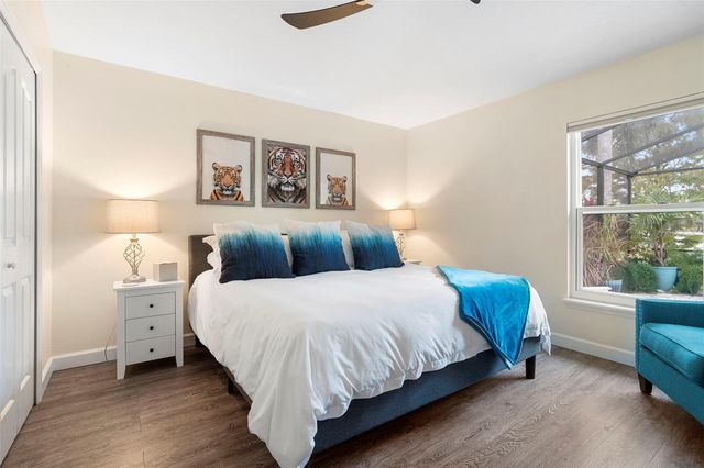 906 S LAKE LINDLEY DRIVE, Deland, FL 32724