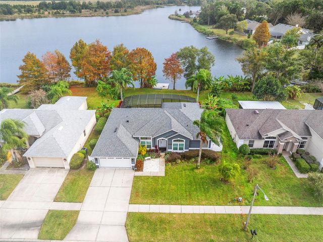 906 S LAKE LINDLEY DRIVE, Deland, FL 32724