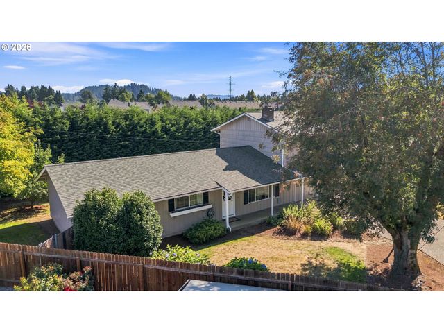 1127 PONDEROSA Ct, Springfield, OR 97477