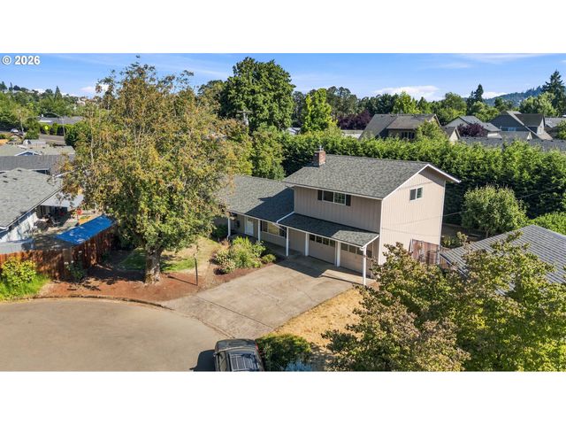 1127 PONDEROSA Ct, Springfield, OR 97477