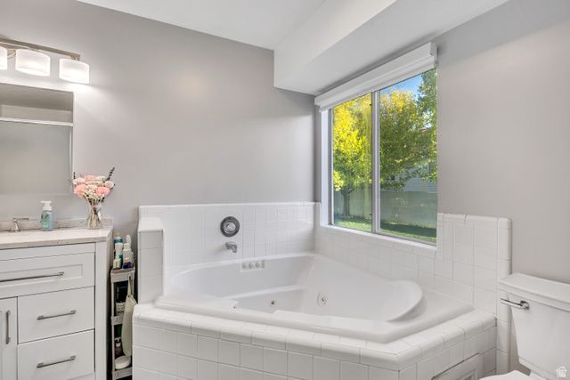 65 W 850 S, Centerville, UT 84014